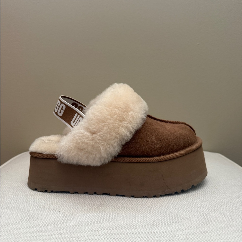 UGG Women's Tan and Cream Platform Mules